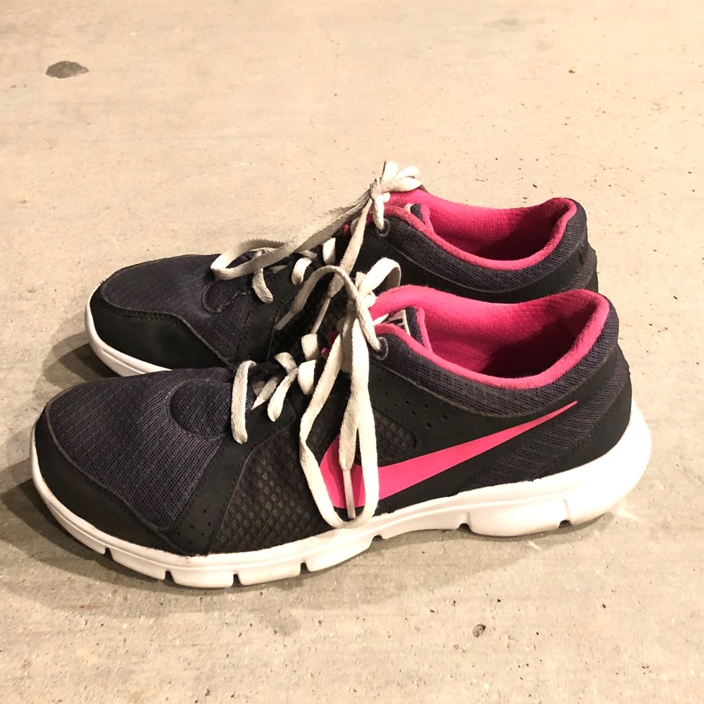Women’s Nike Flex Experience Rn2 Athletic Shoe